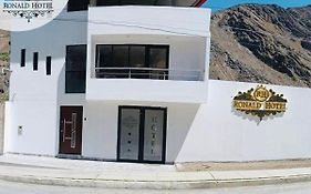 Ronald Hotel